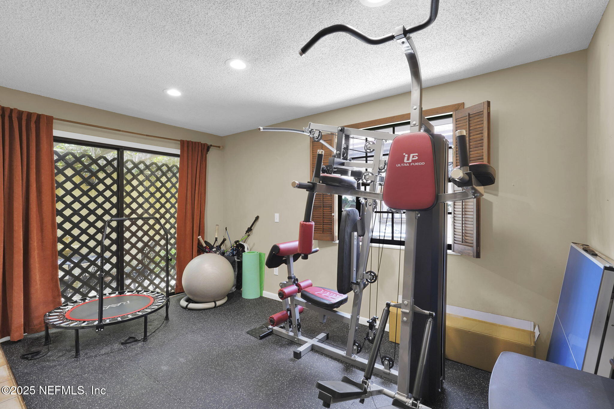 9627 Wexford Road Jacksonville, FL 32257 - Photo 27 of 38 42-web-or-mls-9627 Wexford__042