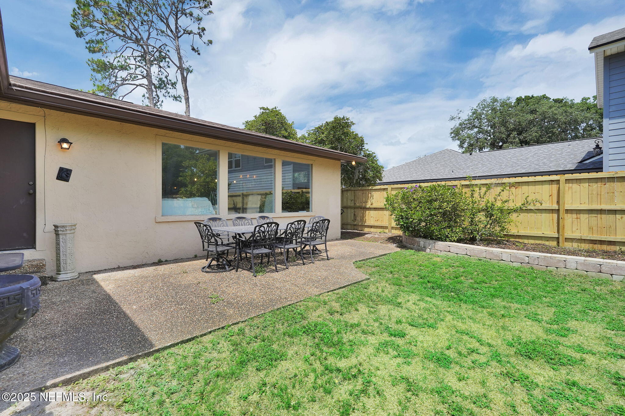 9627 Wexford Road Jacksonville, FL 32257 - Photo 34 of 38 47-web-or-mls-9627 Wexford__047