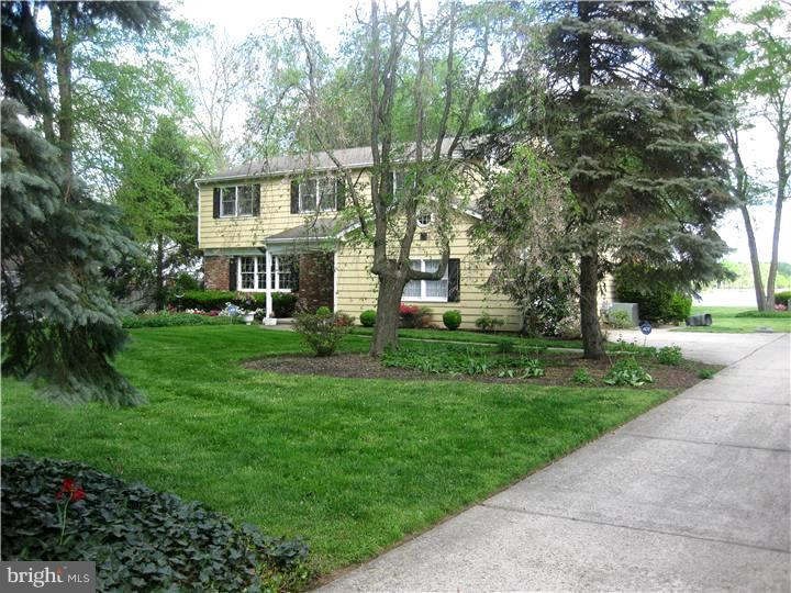 1604 2nd Street Delanco, NJ 08075 - Photo 3 of 22 Exterior Front