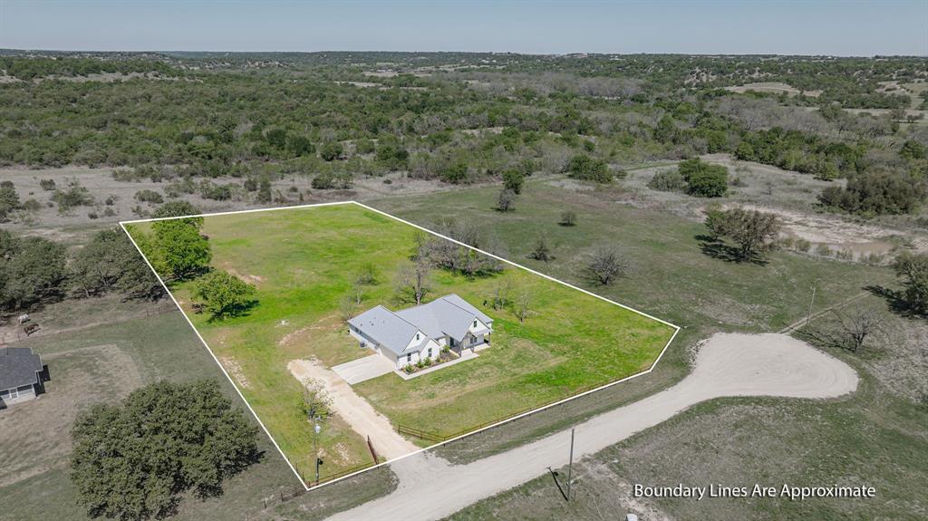 445 Rodeo Way Stephenville, TX 76401 - Photo 5 of 40