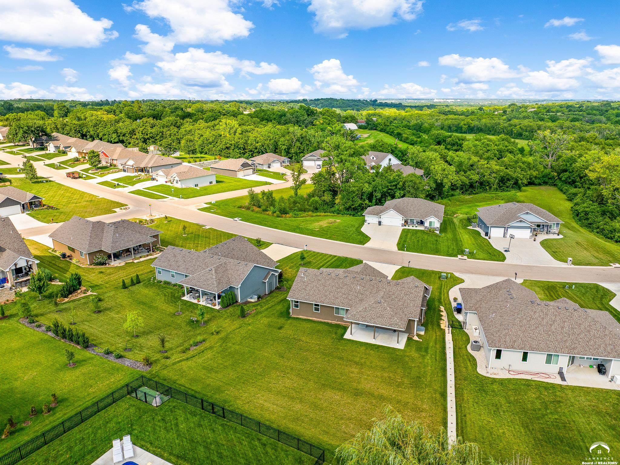 5511 Southwest Timber Ridge Lane Topeka, KS 66610 - Photo 45 of 50