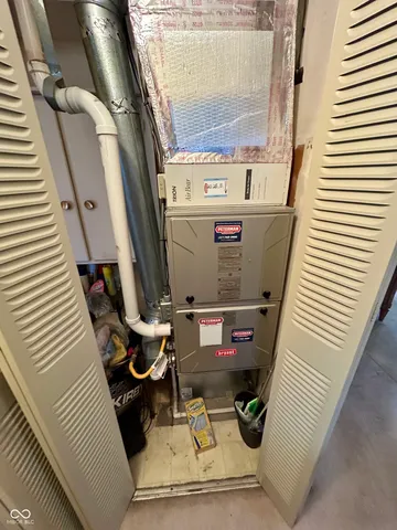 $100,000 | 2416 South Audubon Road, Indianapolis, IN 46203