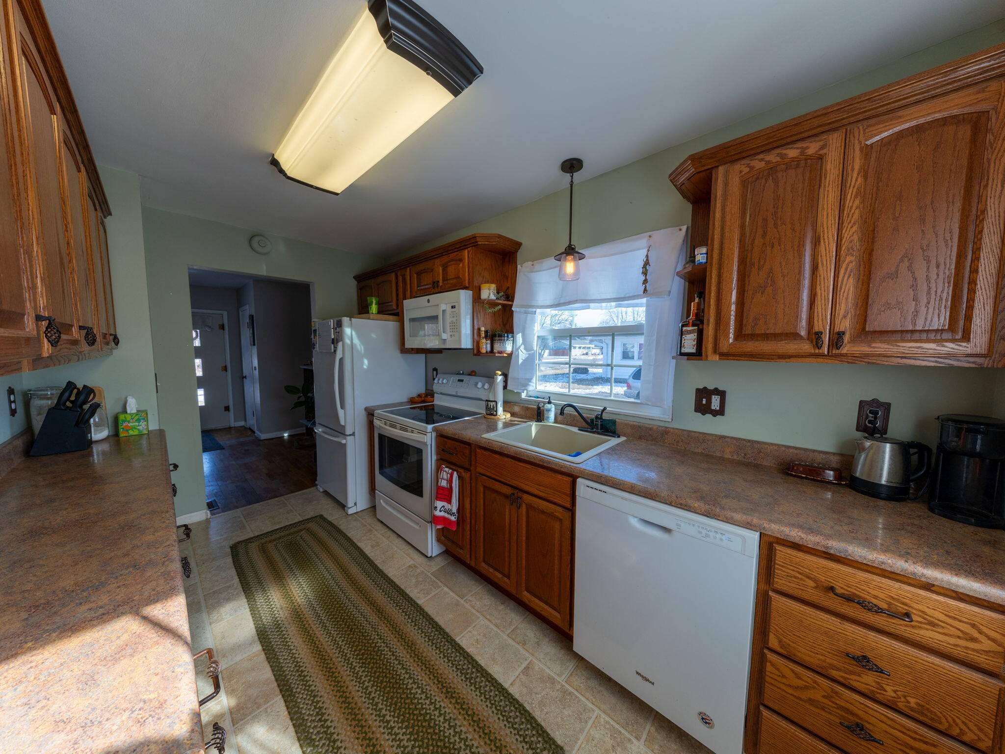 903 West Grove Street Rensselaer, IN 47978 - Photo 5 of 17 2048x1536