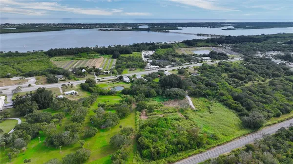a view of a lake from a yard