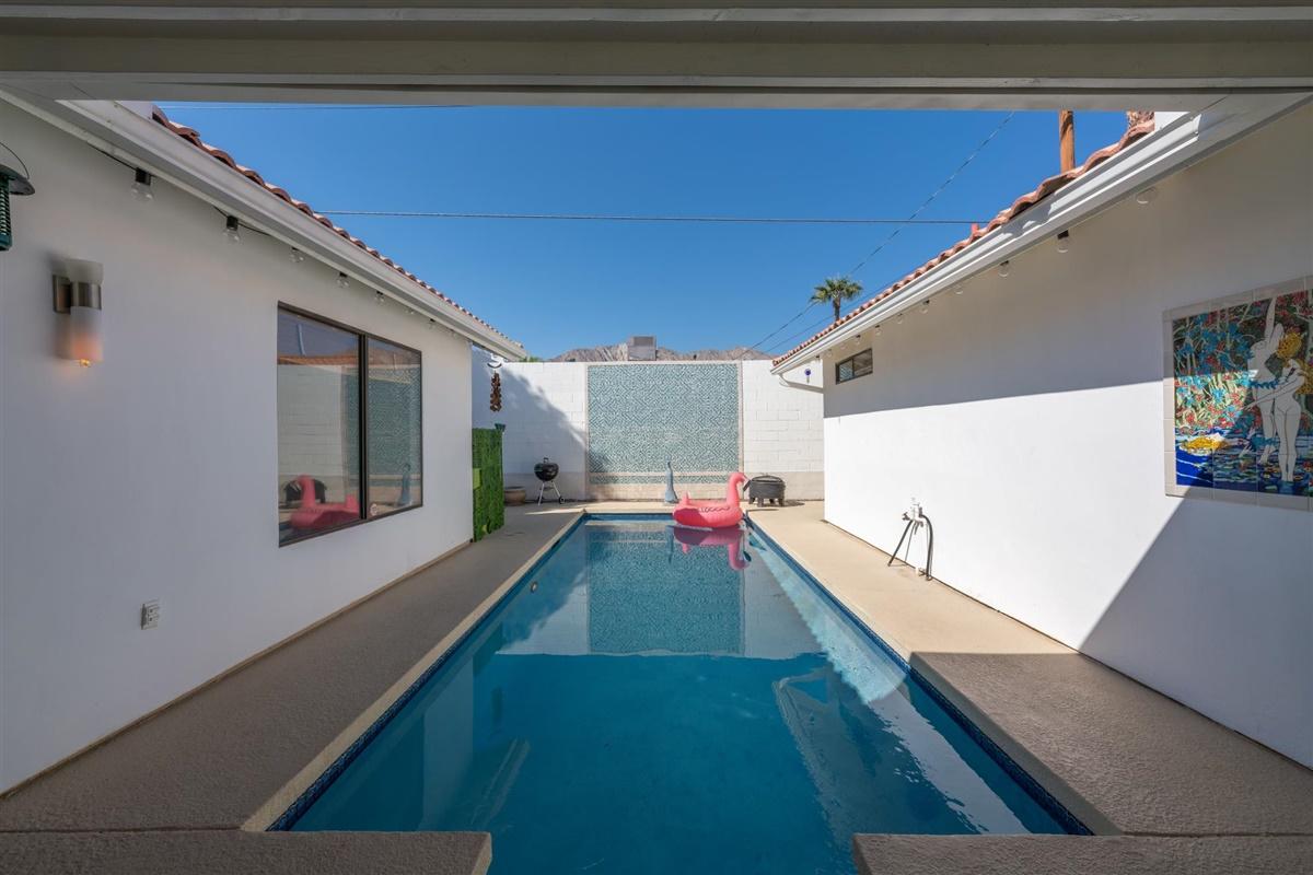 52695 Avenida Bermudas La Quinta, CA 92253 - Photo 16 of 49 a view of an outdoor space