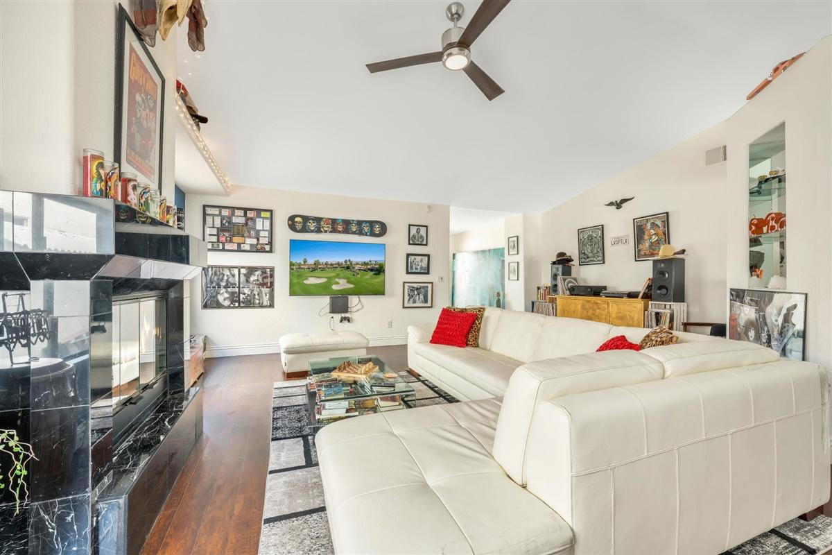 52695 Avenida Bermudas La Quinta, CA 92253 - Photo 24 of 49 a living room with furniture and a table