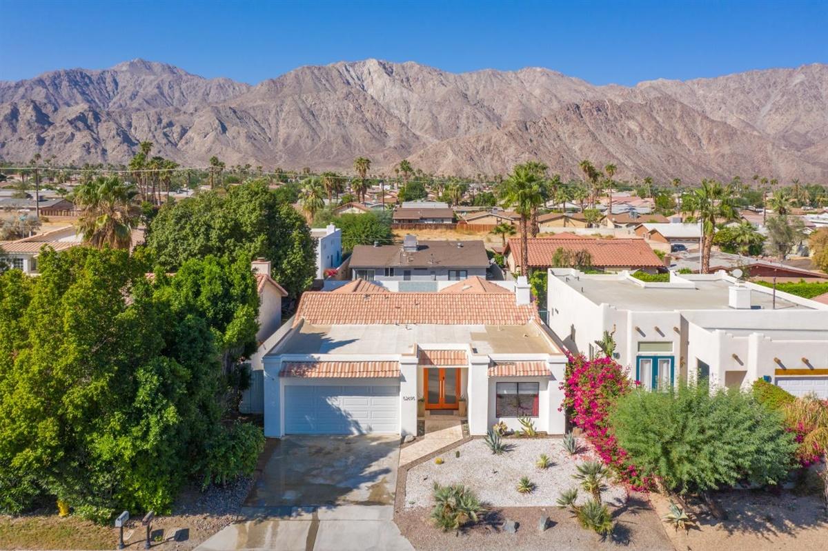 52695 Avenida Bermudas La Quinta, CA 92253 - Photo 4 of 49 an aerial view of a house