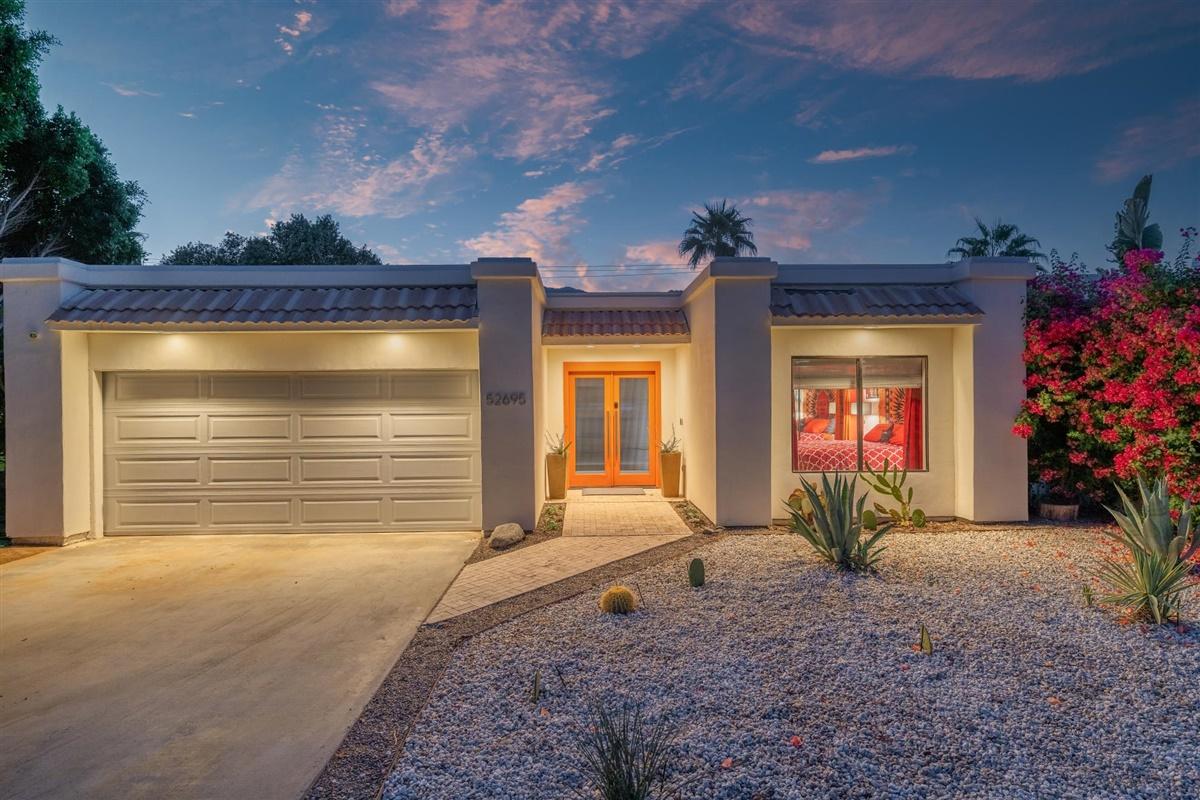 52695 Avenida Bermudas La Quinta, CA 92253 - Photo 49 of 49 a view of a house with a porch and furniture