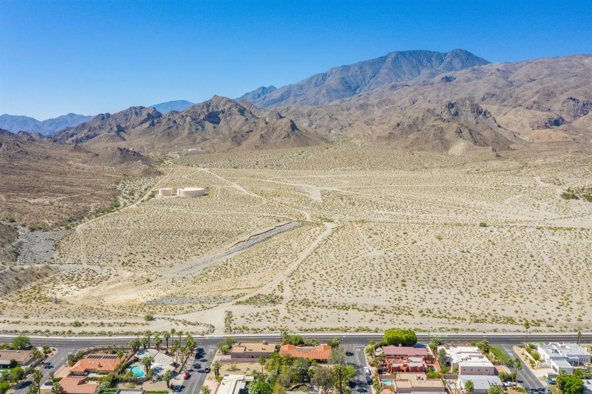 52695 Avenida Bermudas La Quinta, CA 92253 - Photo 10 of 49 a view of ocean with a mountain
