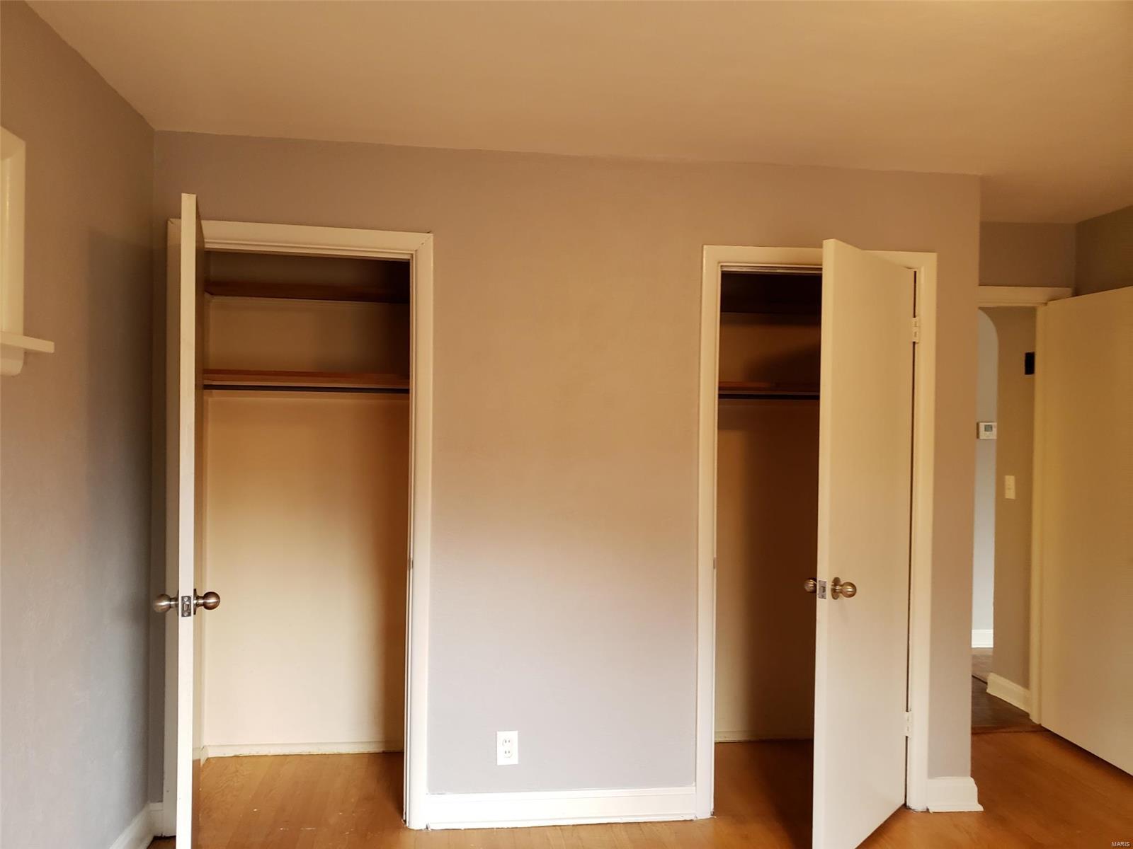 917 Roussillon Court St. Louis, MO 63135 - Photo 16 of 18 Gallery Image 16