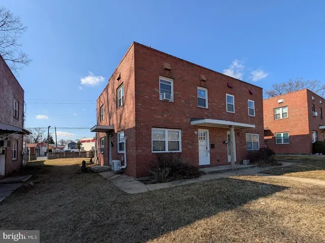 $1,250 | 8608 Chestnut Oak Road, Parkville, MD 21234