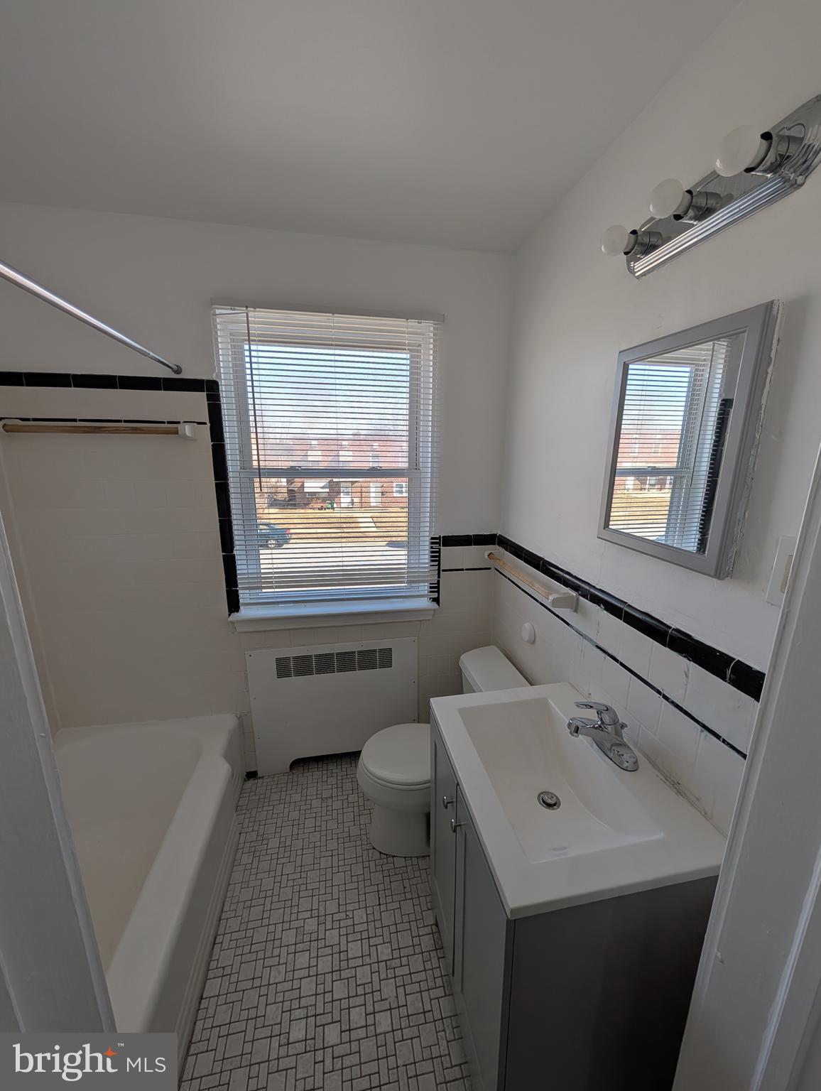 8608 Chestnut Oak Road Parkville, MD 21234 - Photo 12 of 33