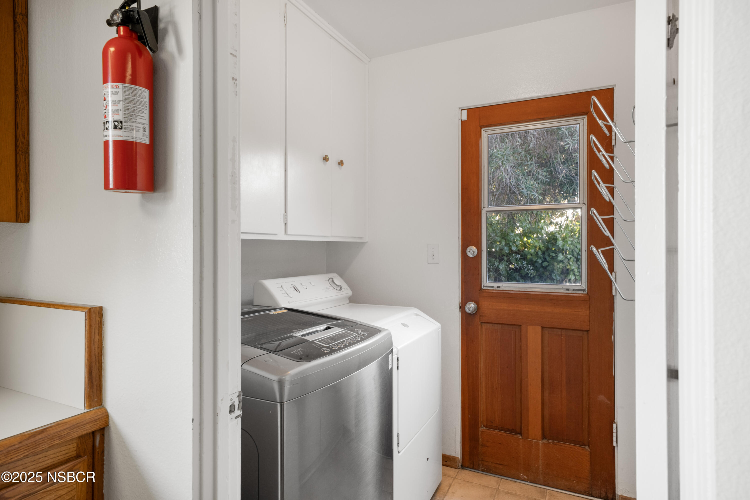 4108 Constellation Road Lompoc, CA 93436 - Photo 7 of 17 A7408033