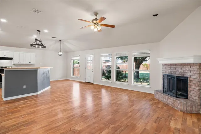 $315,000 | 3018 Stroll Drive, Granbury, TX 76049