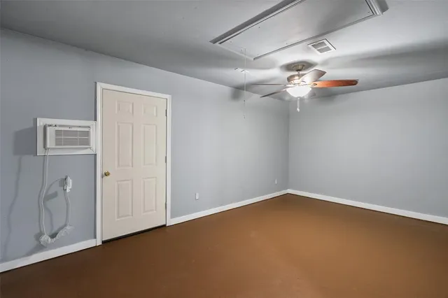 $315,000 | 3018 Stroll Drive, Granbury, TX 76049