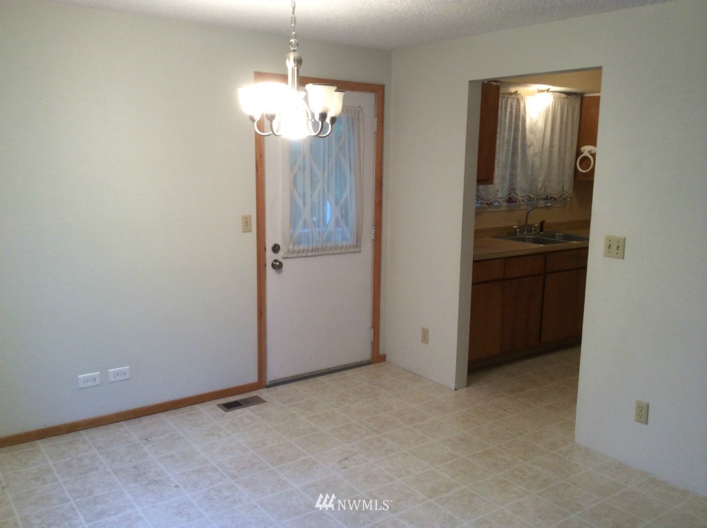 1340 Timber Trail Road East Port Orchard, WA 98366 - Photo 6 of 17 Gallery Image 6