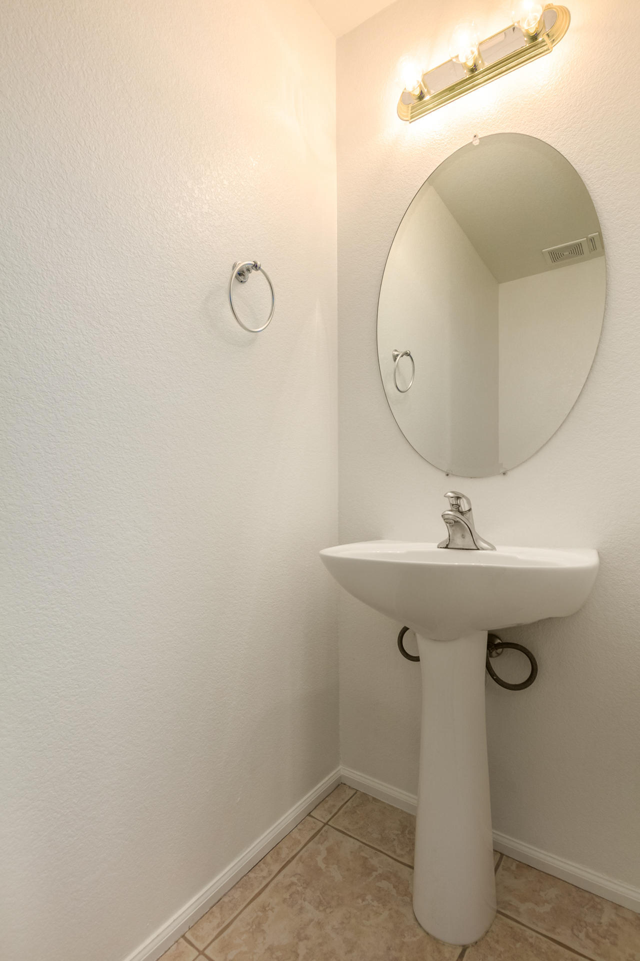 2514 West Red Fox Road Phoenix, AZ 85085 - Photo 13 of 34 0012-RedFox-11