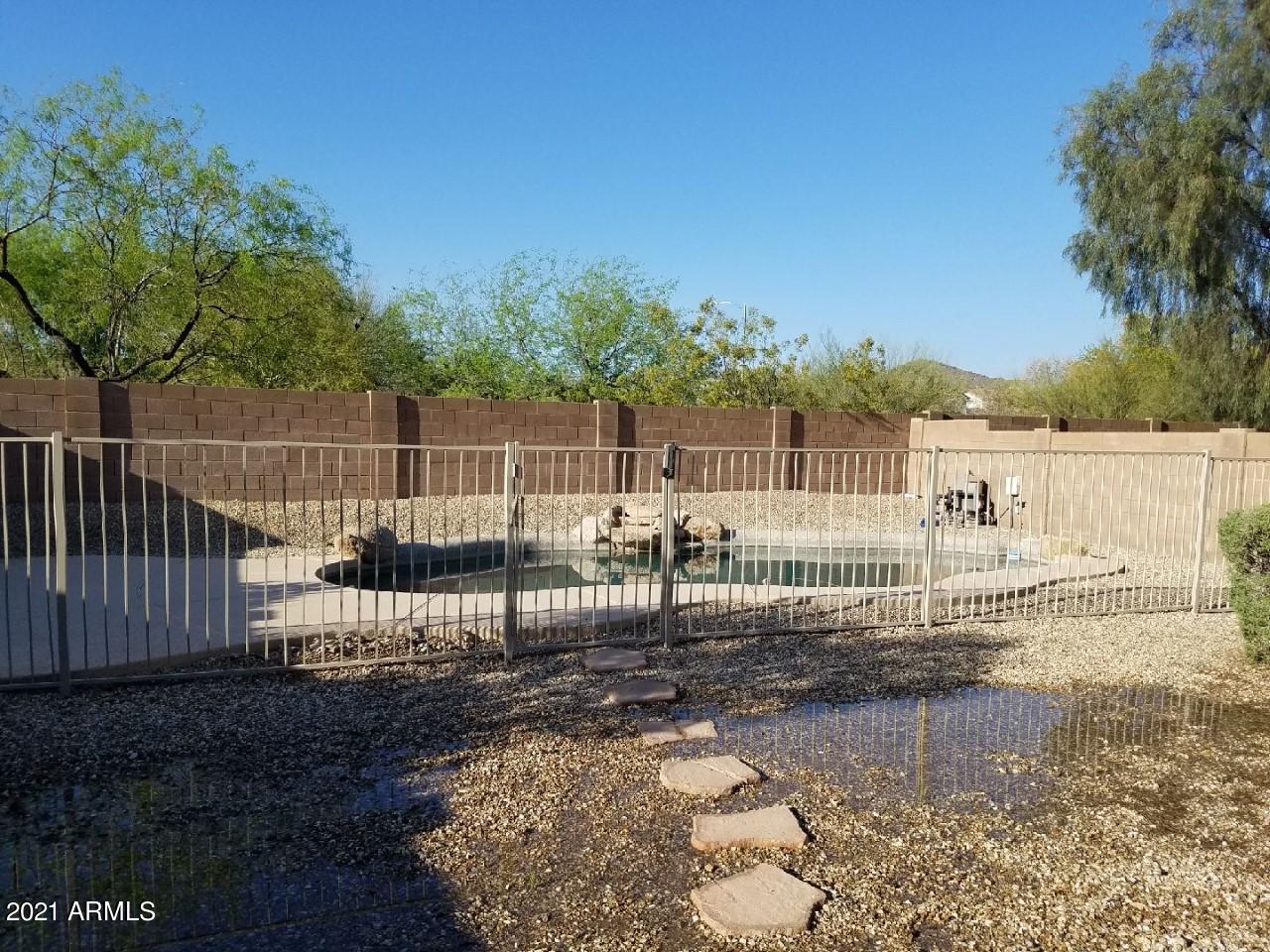 2514 West Red Fox Road Phoenix, AZ 85085 - Photo 29 of 34 thumbnail_IMG_2388