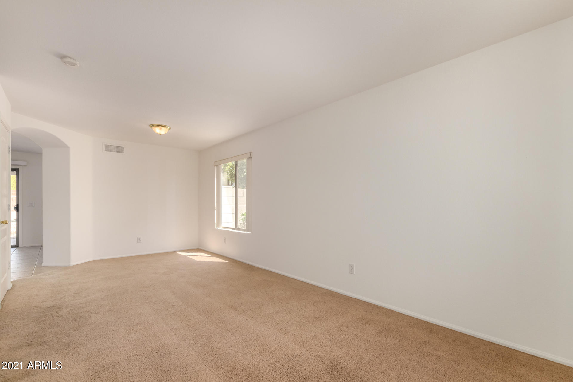 2514 West Red Fox Road Phoenix, AZ 85085 - Photo 5 of 34 0004-RedFox-4