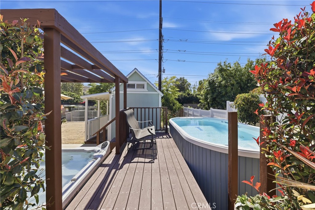 1869 Country Club Road Thousand Oaks, CA 91360 - Photo 27 of 35