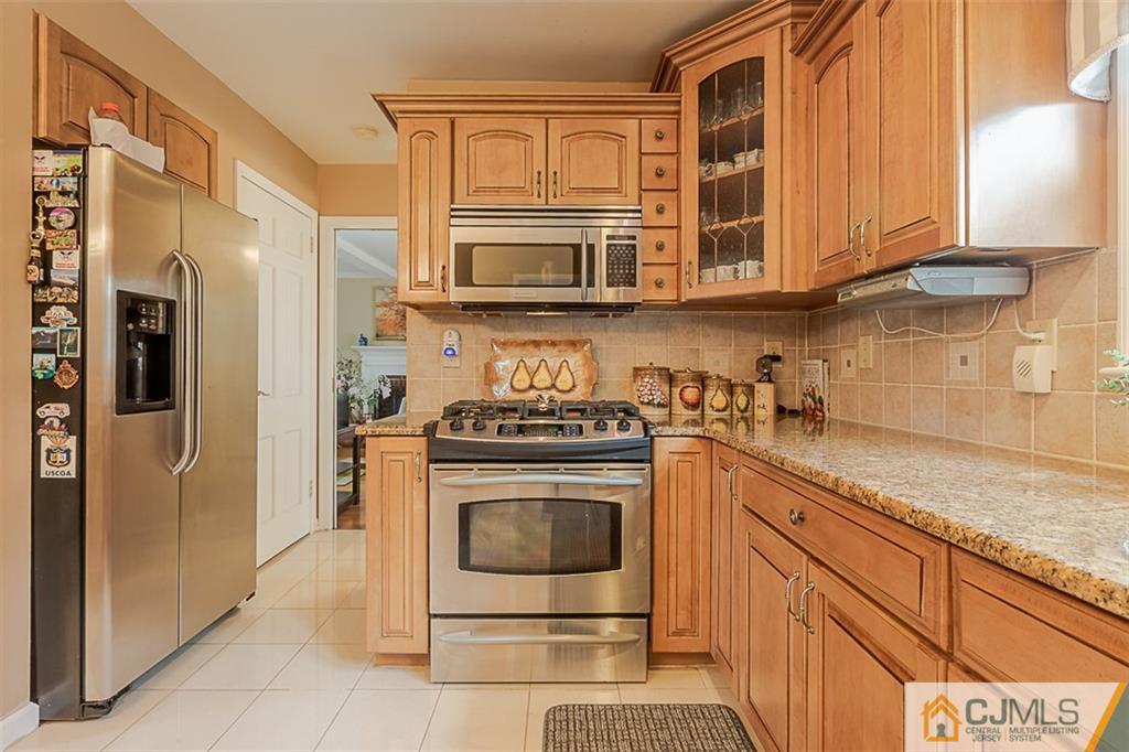346 Rahway Road Edison, NJ 08820 - Photo 14 of 32 Gallery Image 14