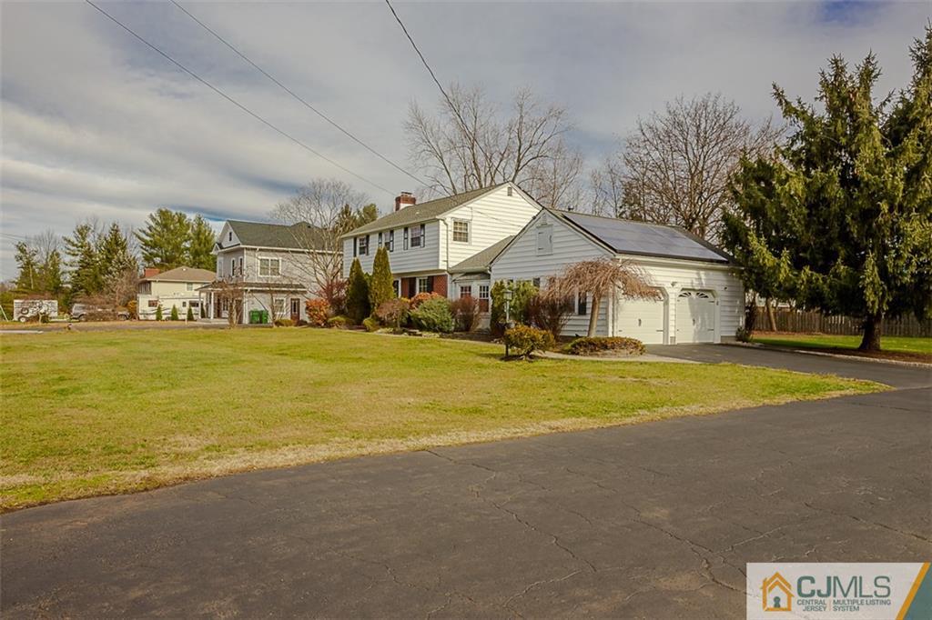 346 Rahway Road Edison, NJ 08820 - Photo 3 of 32 Gallery Image 3