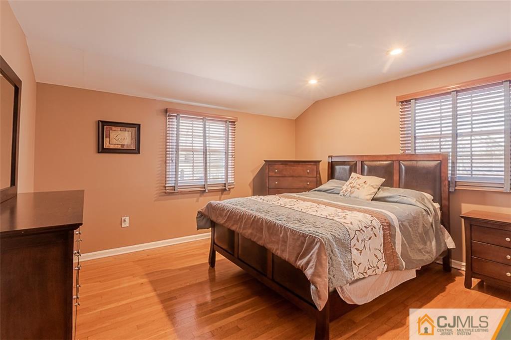 346 Rahway Road Edison, NJ 08820 - Photo 29 of 32 Gallery Image 29