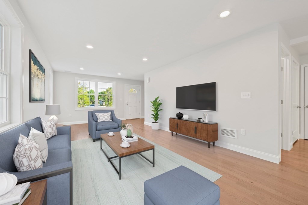 47 Toscano Way, Unit 47 Randolph, MA 02368 - Photo 3 of 37 Gallery Image 3