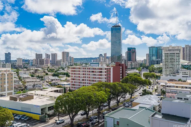 $1,550 | 1650 Kanunu Street, Unit 1213, Honolulu, HI 96814