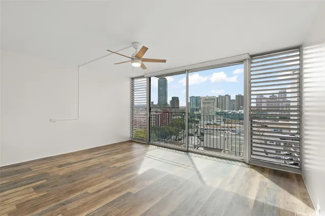 $1,550 | 1650 Kanunu Street, Unit 1213, Honolulu, HI 96814