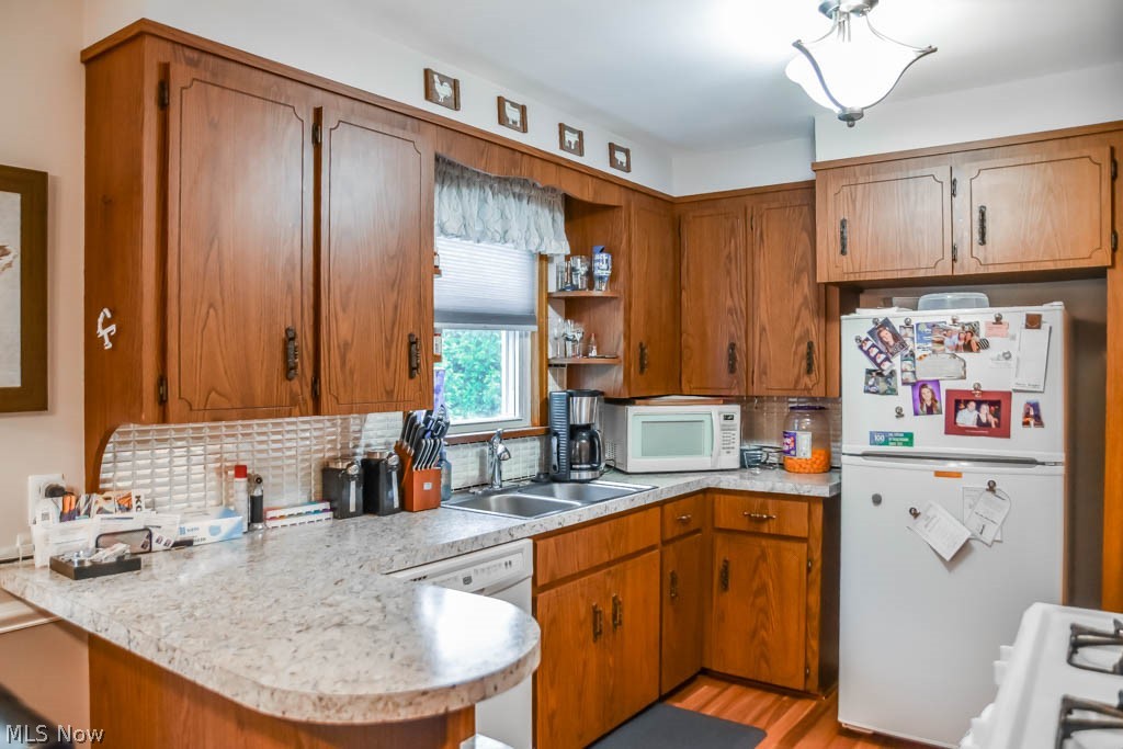 3503 Birchdale Road Northwest Canton, OH 44708 - Photo 4 of 20 Kitchen