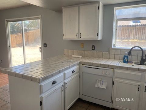 521 East Wilson Avenue Ridgecrest, CA 93555 - Photo 5 of 32 Gallery Image 5