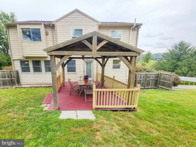 $449,500 | 160 Church Street, Seven Valleys, PA 17360