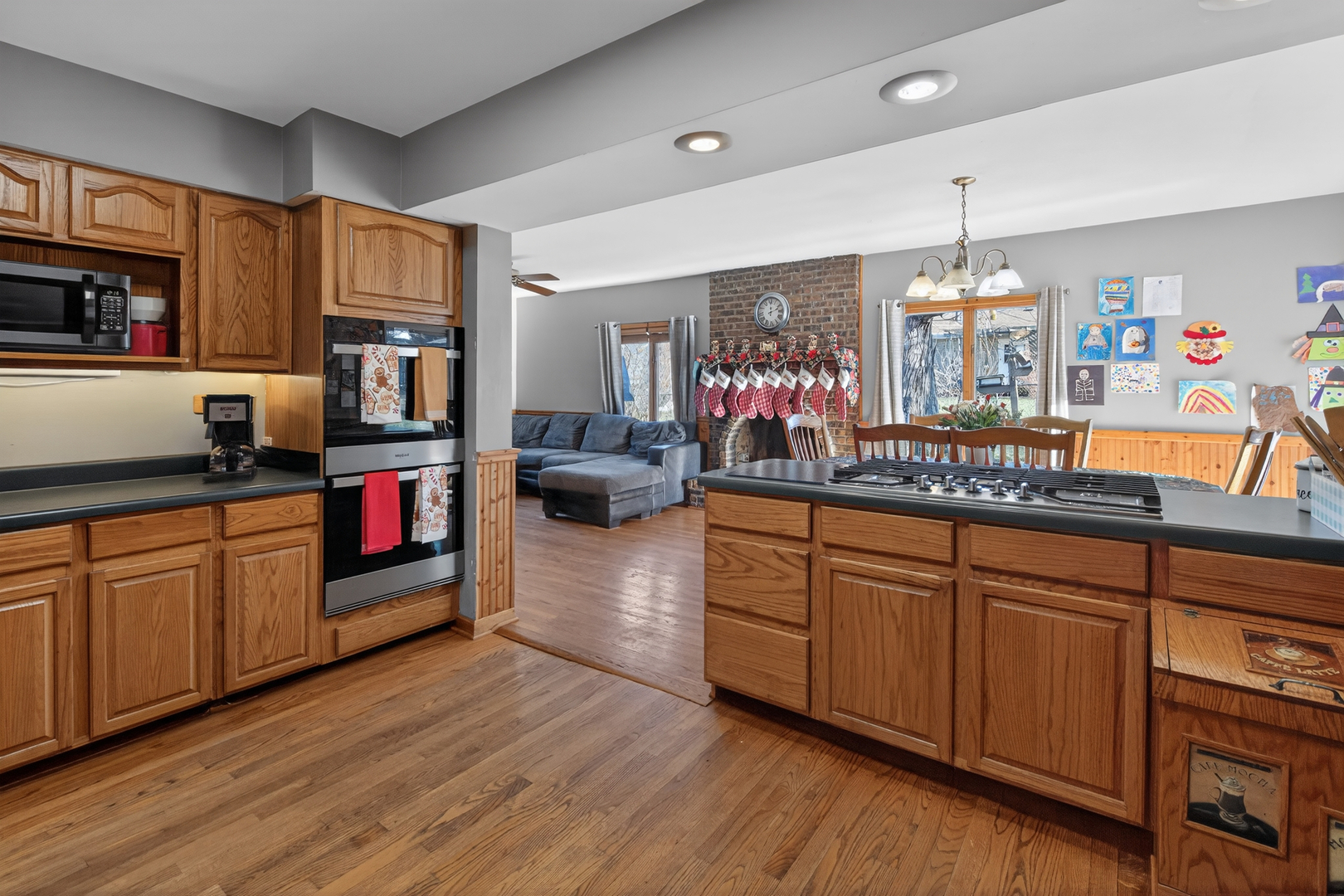 6606 Silver Lake Road Cary, IL 60013 - Photo 9 of 33