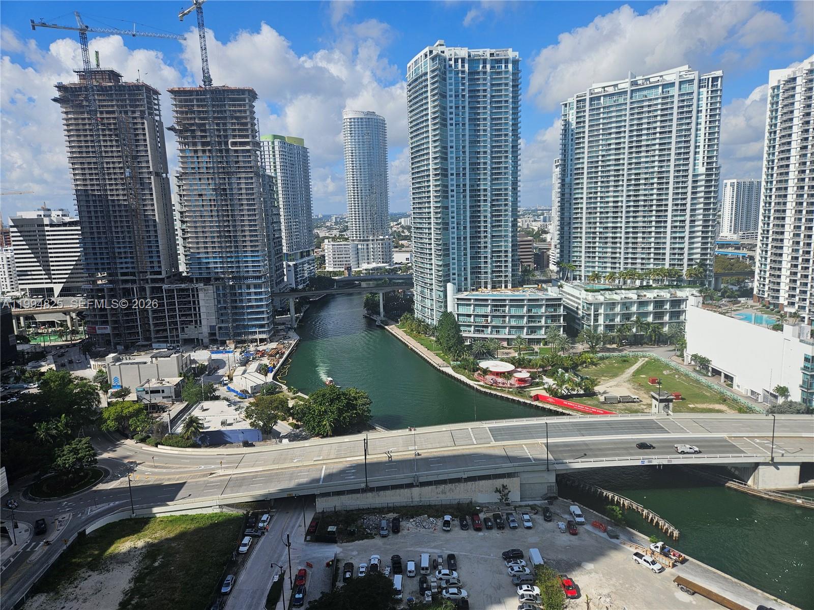 41 Southeast 5th Street, Unit 1517 Miami, FL 33131 - Photo 39 of 62