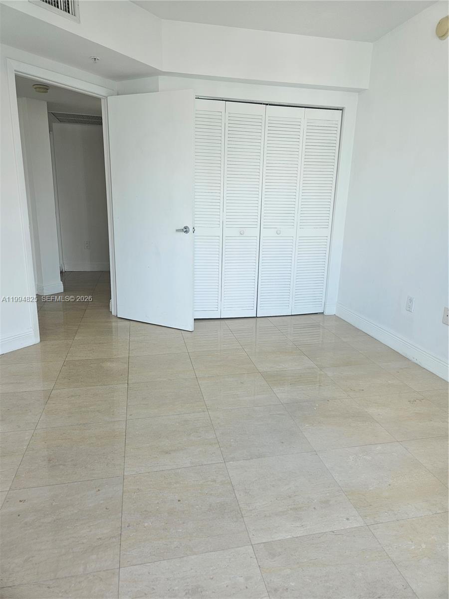 41 Southeast 5th Street, Unit 1517 Miami, FL 33131 - Photo 41 of 62 a view of an empty room