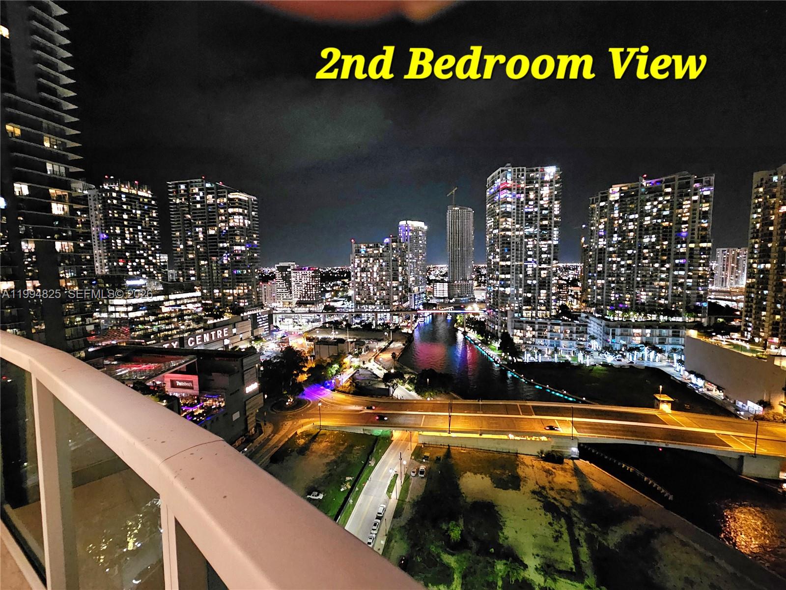 41 Southeast 5th Street, Unit 1517 Miami, FL 33131 - Photo 52 of 62