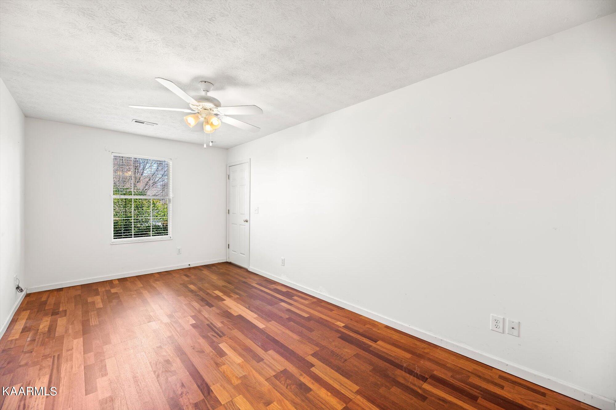 2059 Cecil Johnson Road Northwest Knoxville, TN 37921 - Photo 8 of 21 08-2059-Cecil-Johnson-Rd-NW-Knoxville-TN
