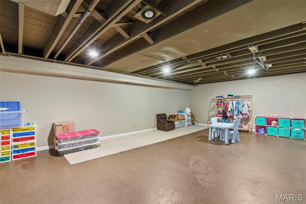 100 Calverton Road Calverton Park, MO 63135 - Photo 25 of 35