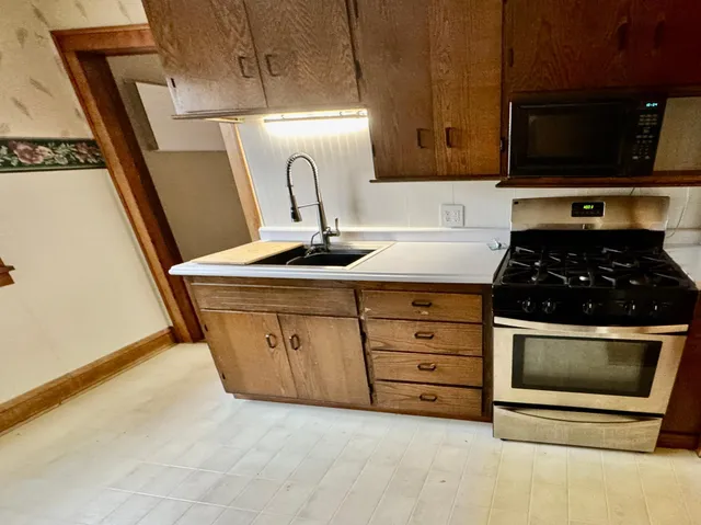 $325,000 | 3800 North 6th Street, Minneapolis, MN 55412