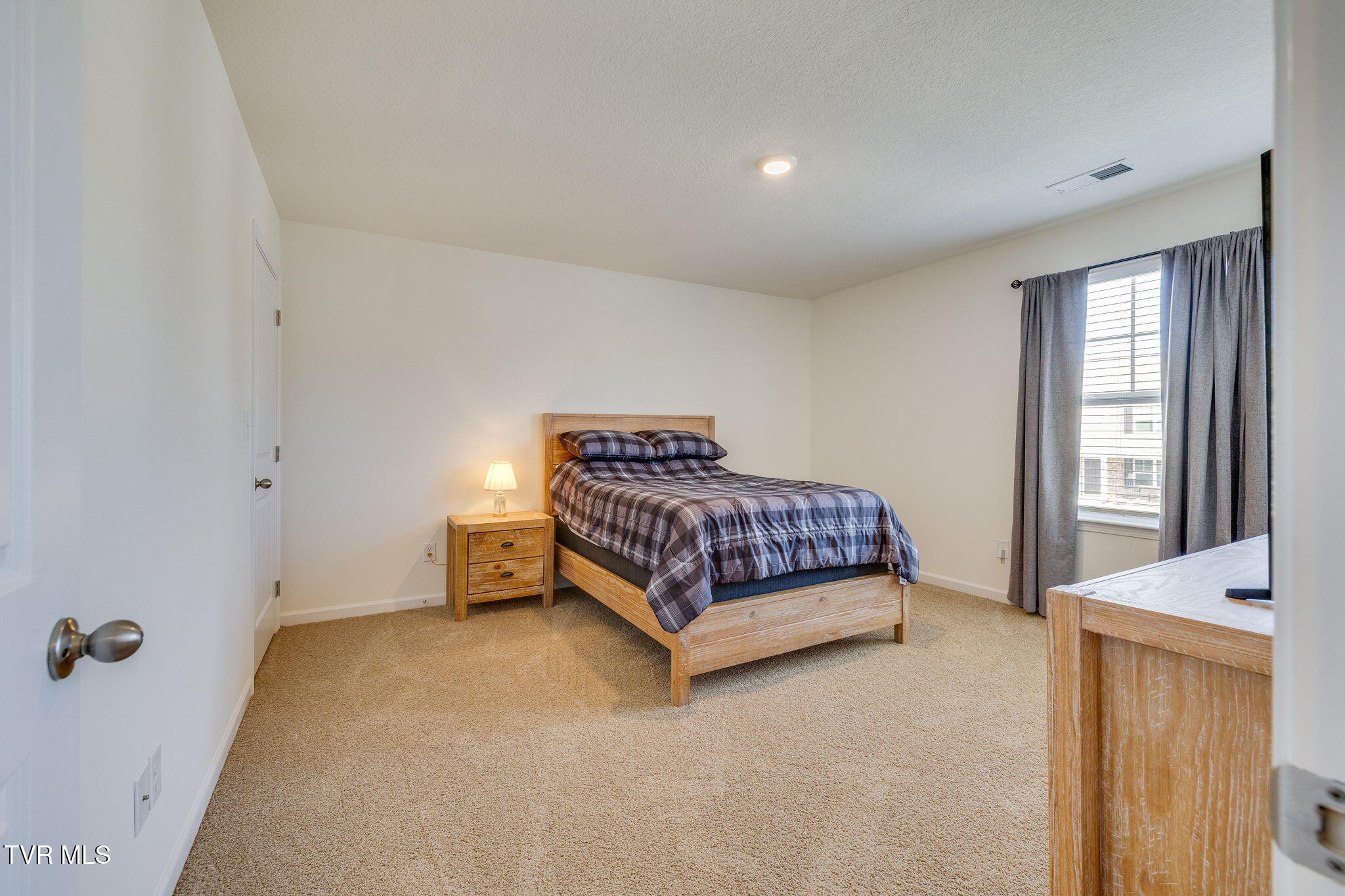 1207 Cherry Grove Greeneville, TN 37745 - Photo 26 of 35 026