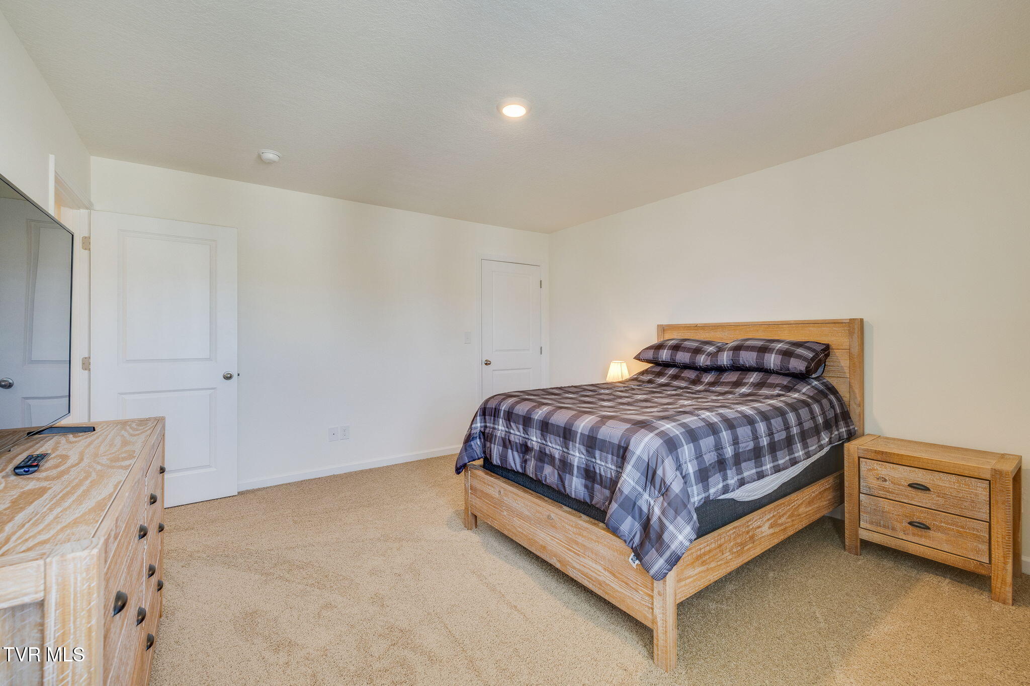 1207 Cherry Grove Greeneville, TN 37745 - Photo 27 of 35 027