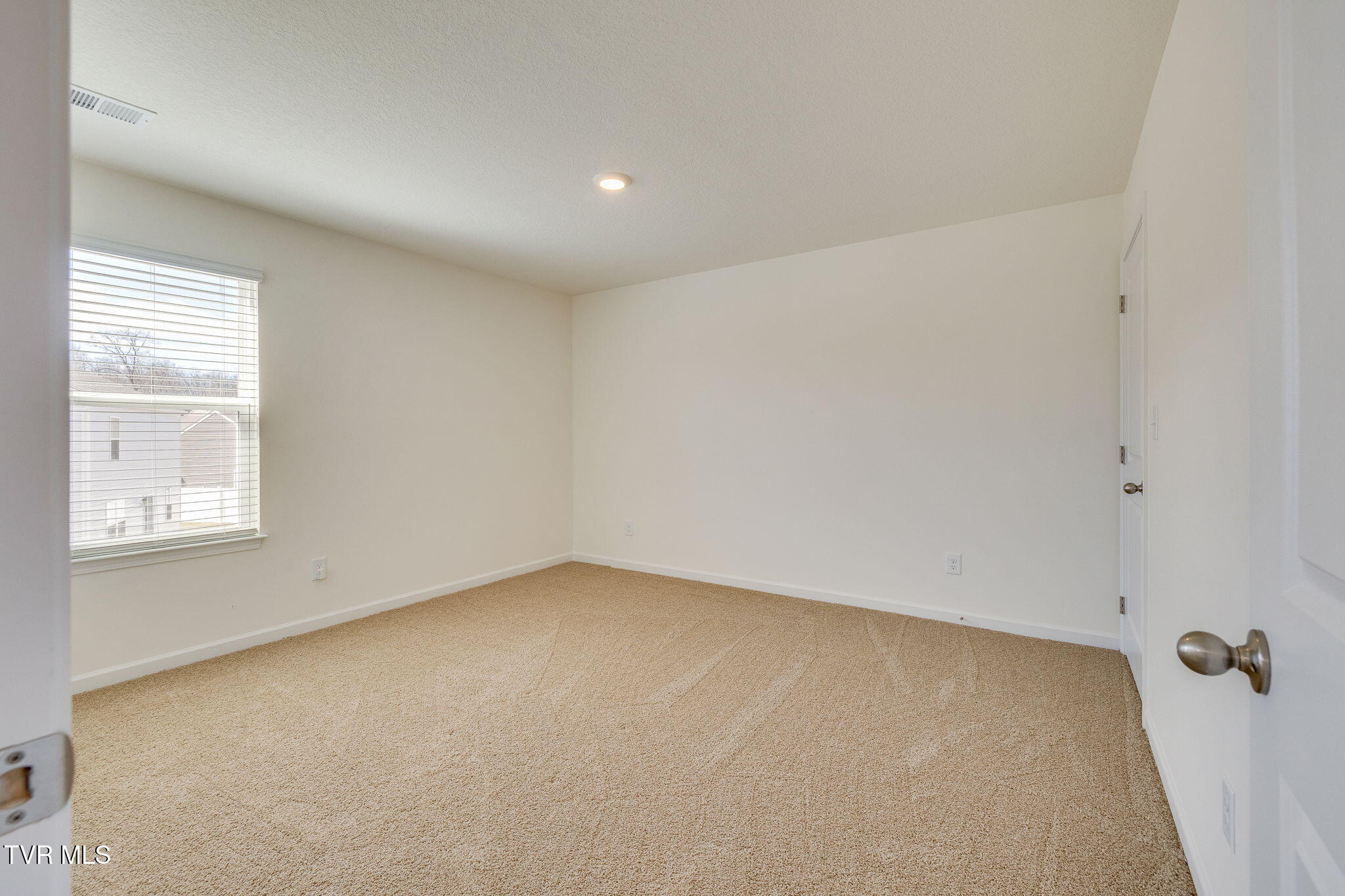 1207 Cherry Grove Greeneville, TN 37745 - Photo 29 of 35 029