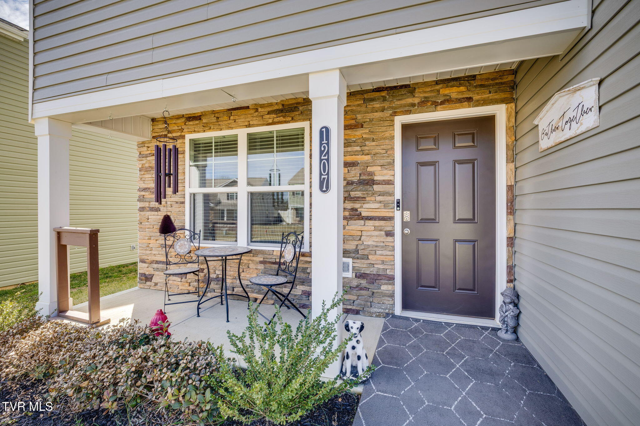 1207 Cherry Grove Greeneville, TN 37745 - Photo 4 of 35 004