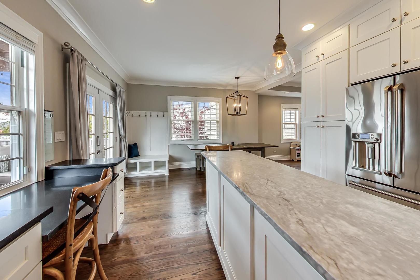 4048 North Kostner Avenue Chicago, IL 60641 - Photo 12 of 46