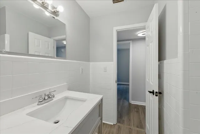 $140,000 | 2034 Hillsborough Street, Tallahassee, FL 32310