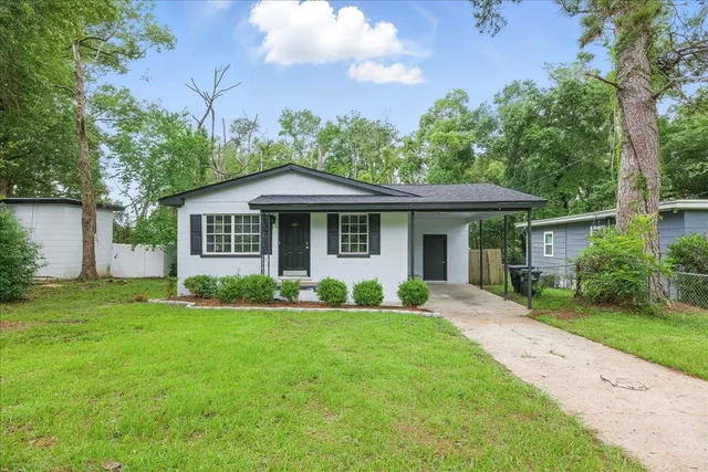 $140,000 | 2034 Hillsborough Street, Tallahassee, FL 32310