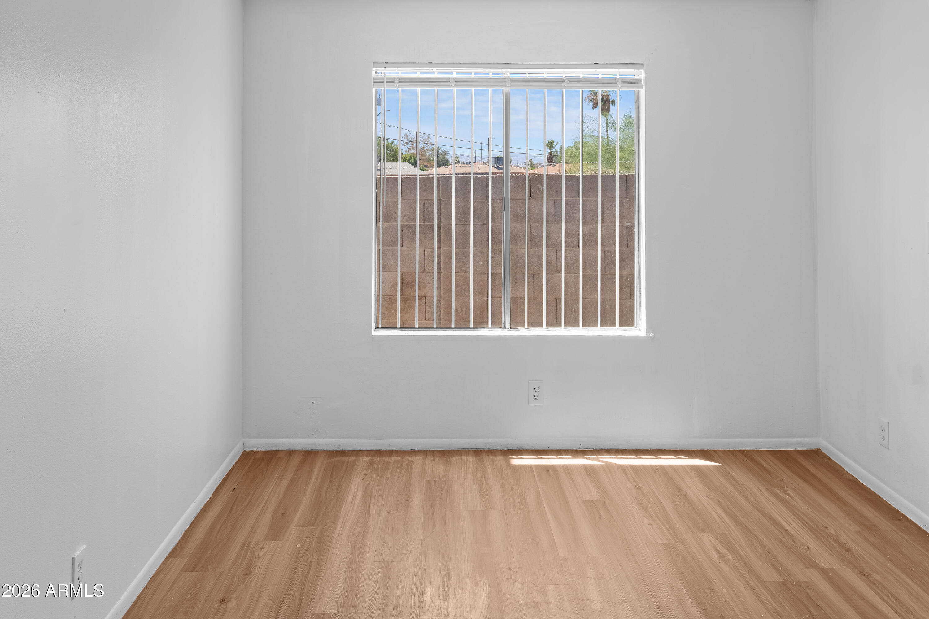 3801 North 23rd Drive, Unit 2 Phoenix, AZ 85015 - Photo 7 of 12 DSCF1967