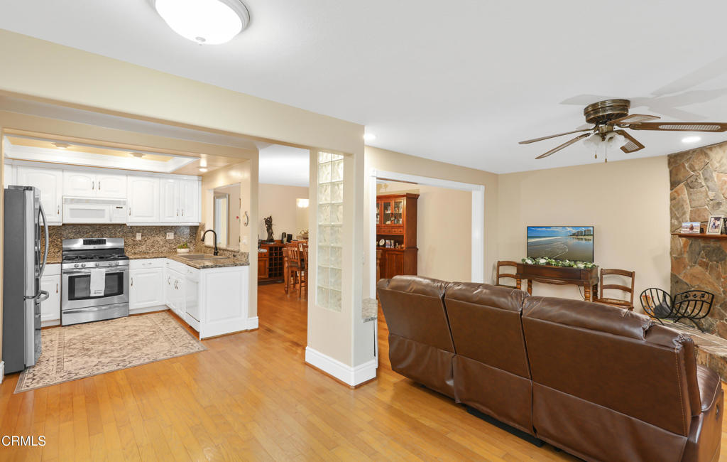 2050 Fallingleaf Circle Brea, CA 92821 - Photo 18 of 52