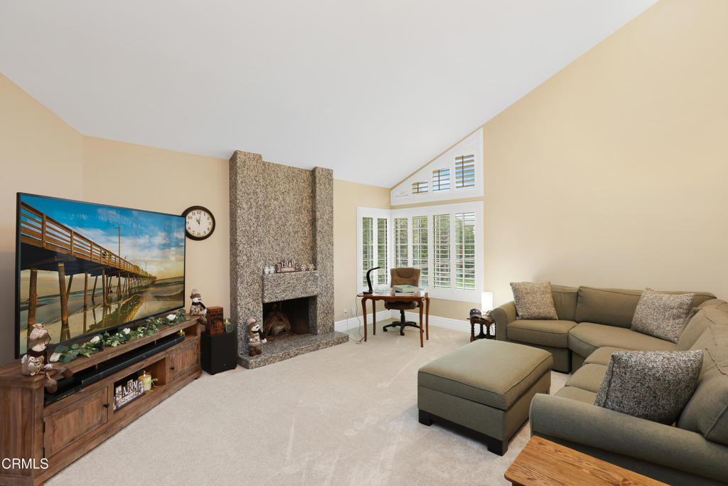 2050 Fallingleaf Circle Brea, CA 92821 - Photo 7 of 52